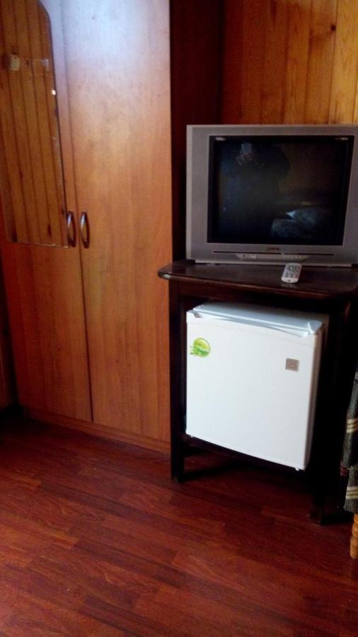 غاغرا Guest House On Apskha Leona 12 المظهر الخارجي الصورة