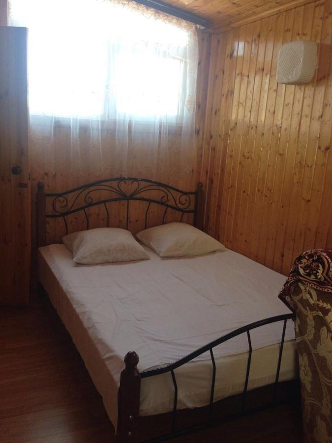 غاغرا Guest House On Apskha Leona 12 المظهر الخارجي الصورة